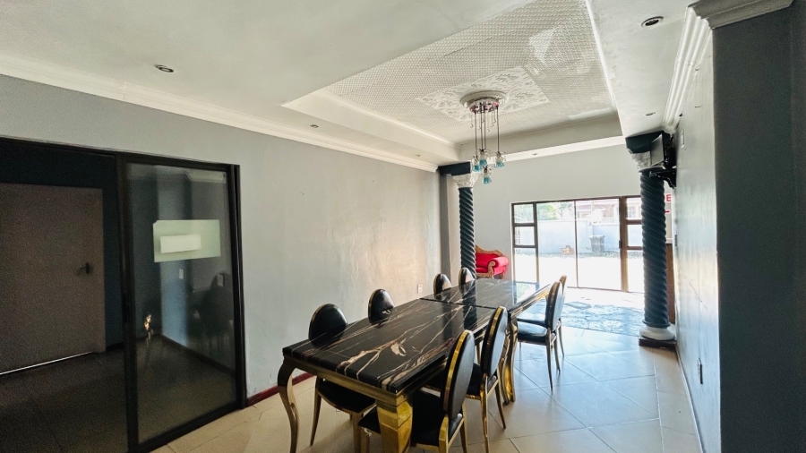 Commercial Property for Sale in Southernwood Eastern Cape